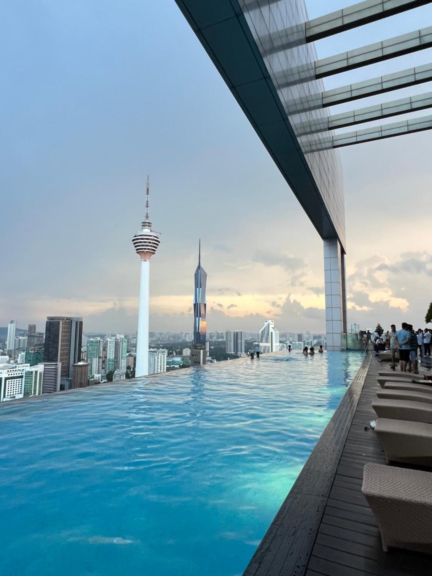 Platinum Klcc By
